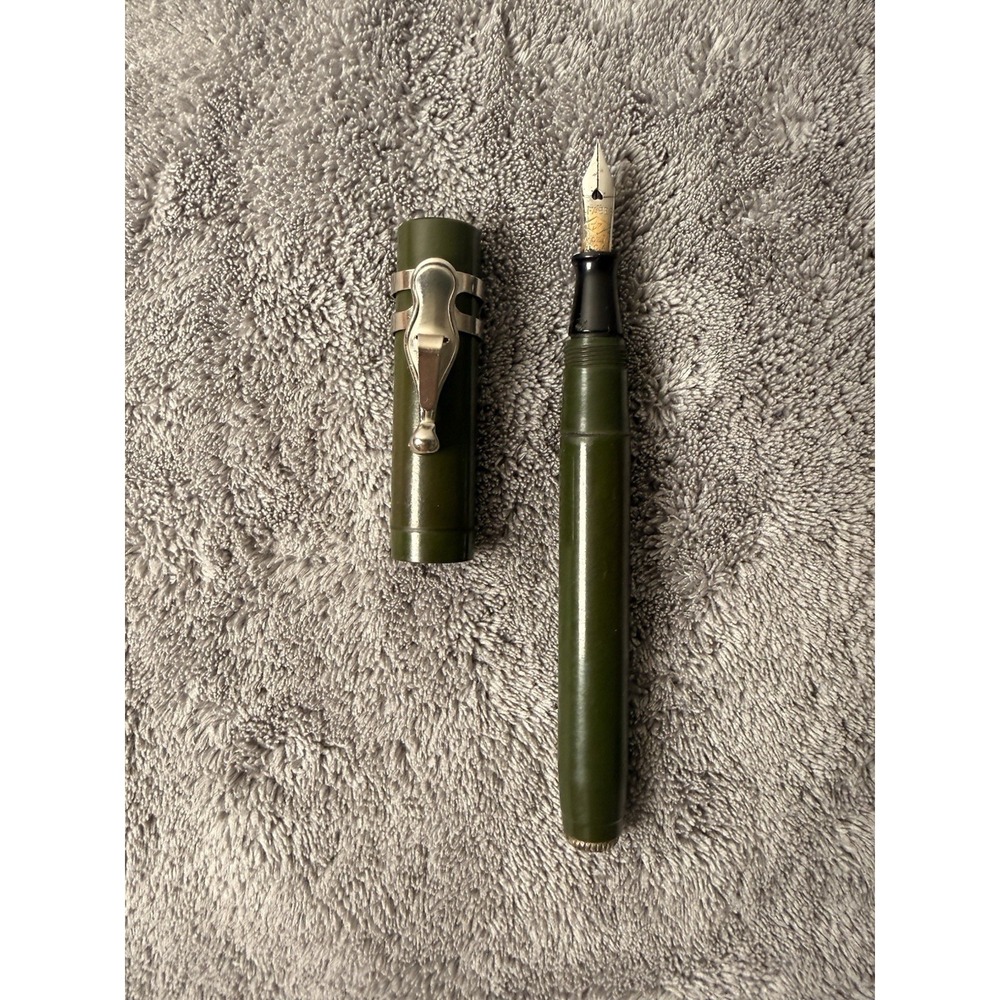 Ingersoll Fountain Pen (Dark Green & Silver) twist-fill sac mechanism Untested